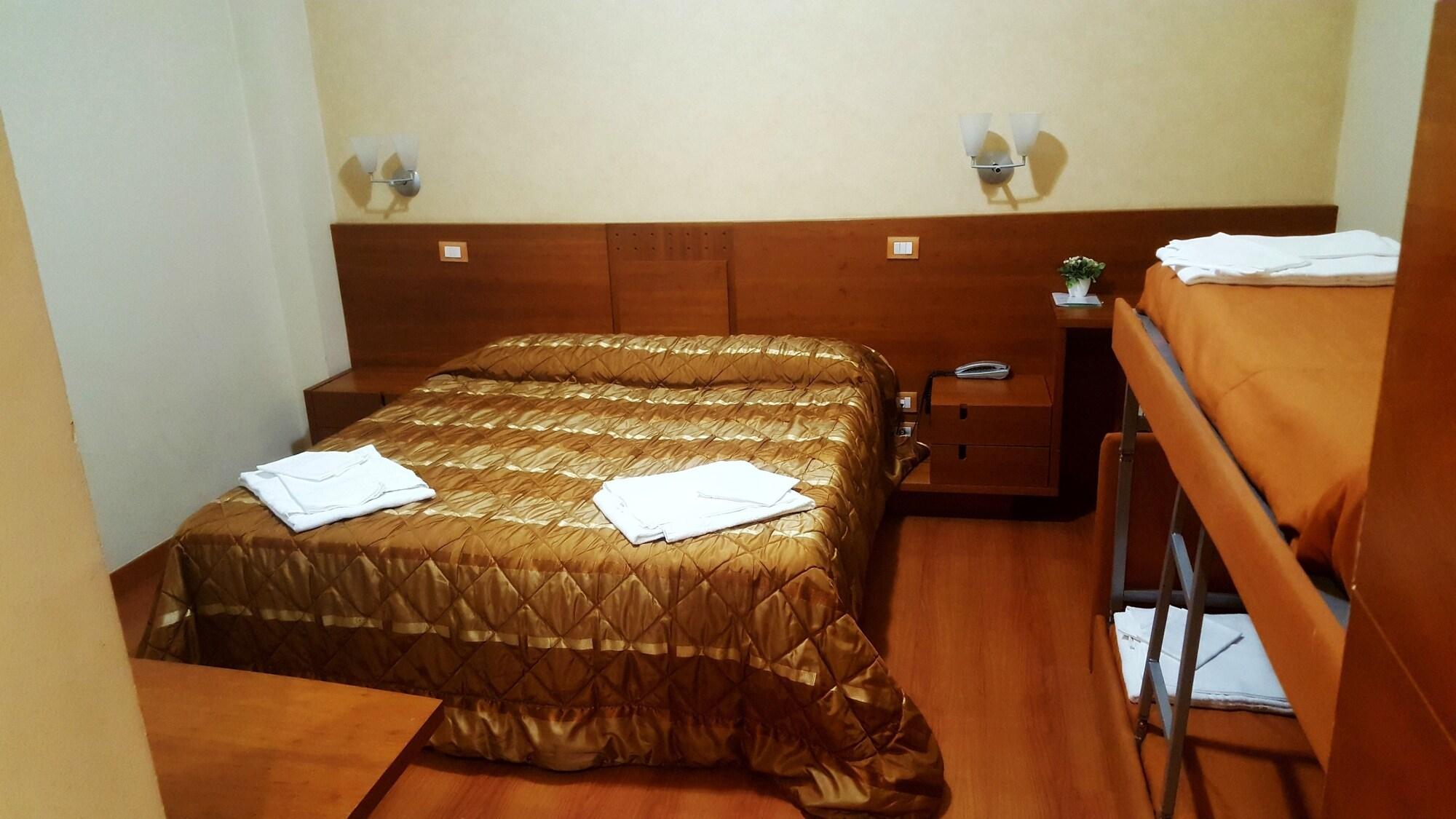 Hotel Gala 3*