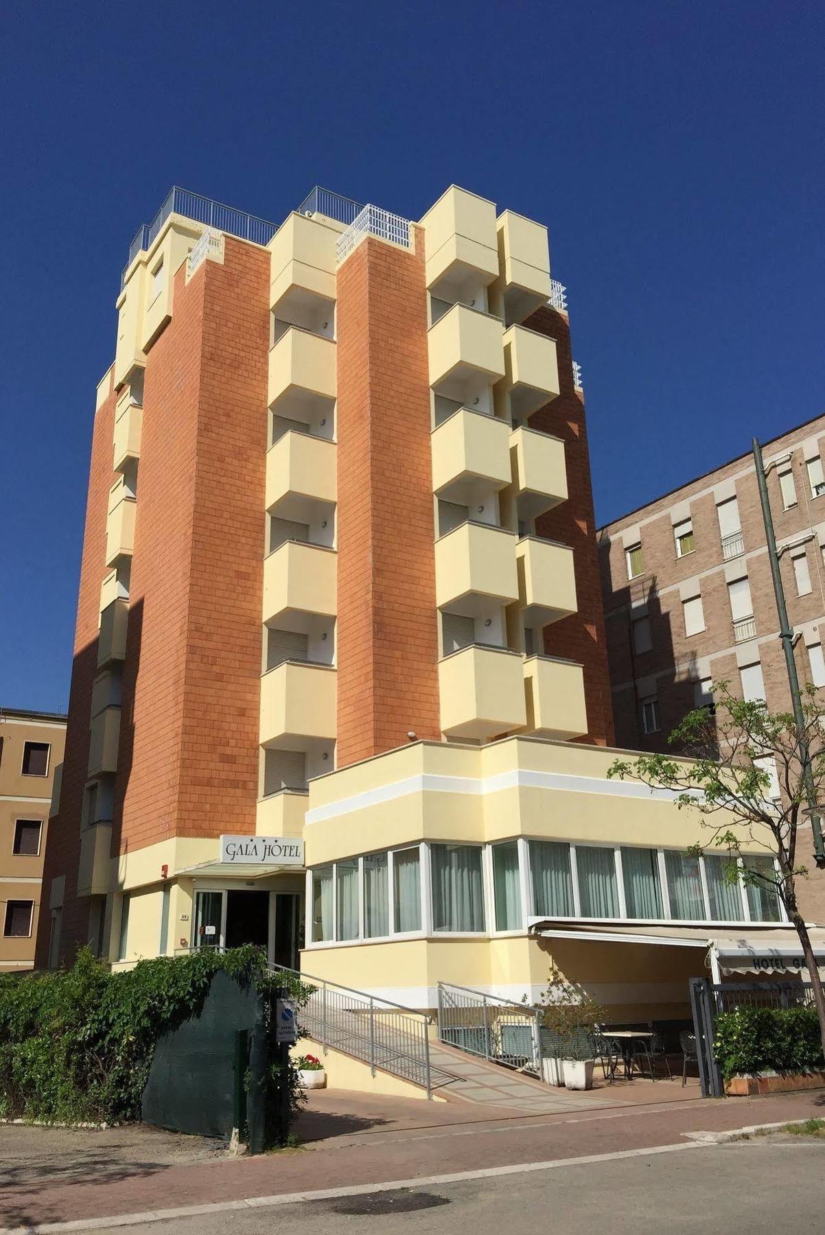 Gala 3* Pesaro
